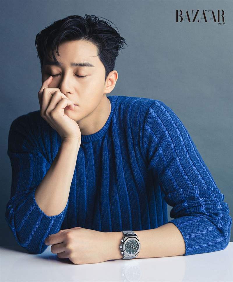 樸敘俊也是AP表鐵粉,登BAZAAR封面帥戴皇家橡樹超限量表款！-復(fù)刻表