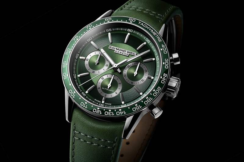 Raymond Weil佩戴Freelancer7741綠色計時腕表-復(fù)刻表