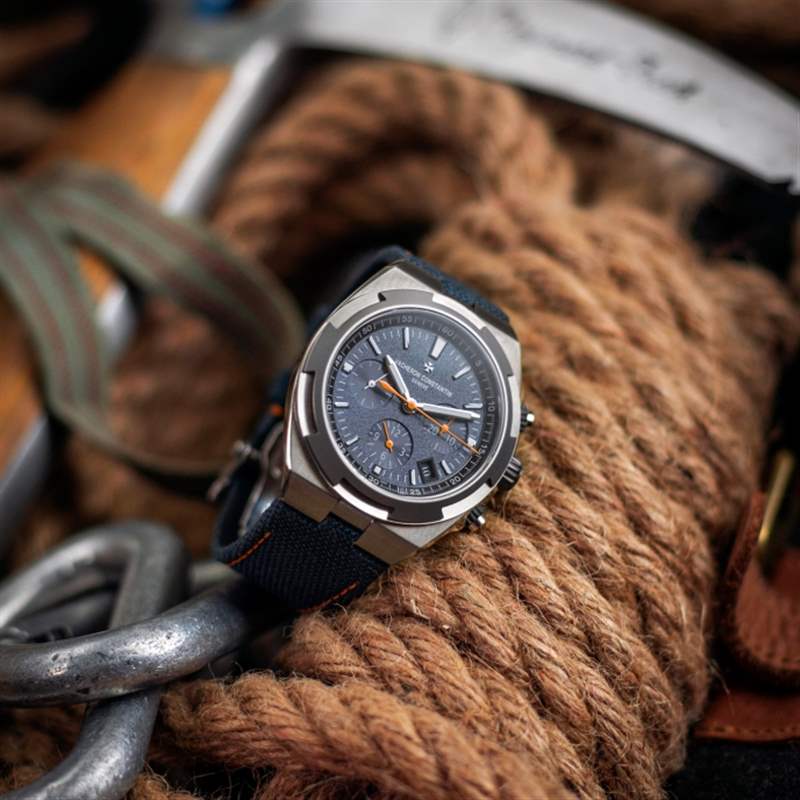 2022年4款江詩丹頓Overseas運動表推介-復(fù)刻表