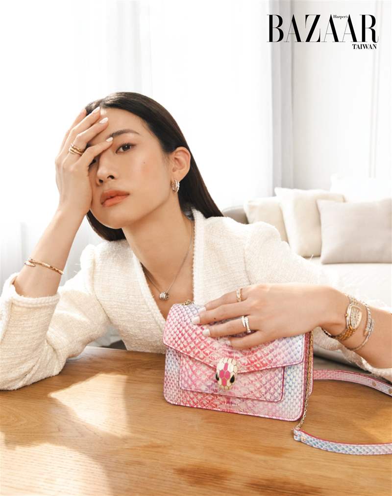 最美主播轉(zhuǎn)戰(zhàn)演藝圈，趙岱新化身寶格麗Serpenti女神展演百變時(shí)尚風(fēng)格-復(fù)刻表