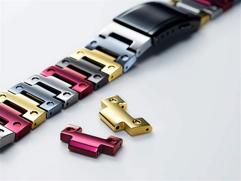 Casio全新G-Shock GMW-B5000TR-9登場(chǎng)｜混色鈦合金鏈帶極搶鏡-復(fù)刻表