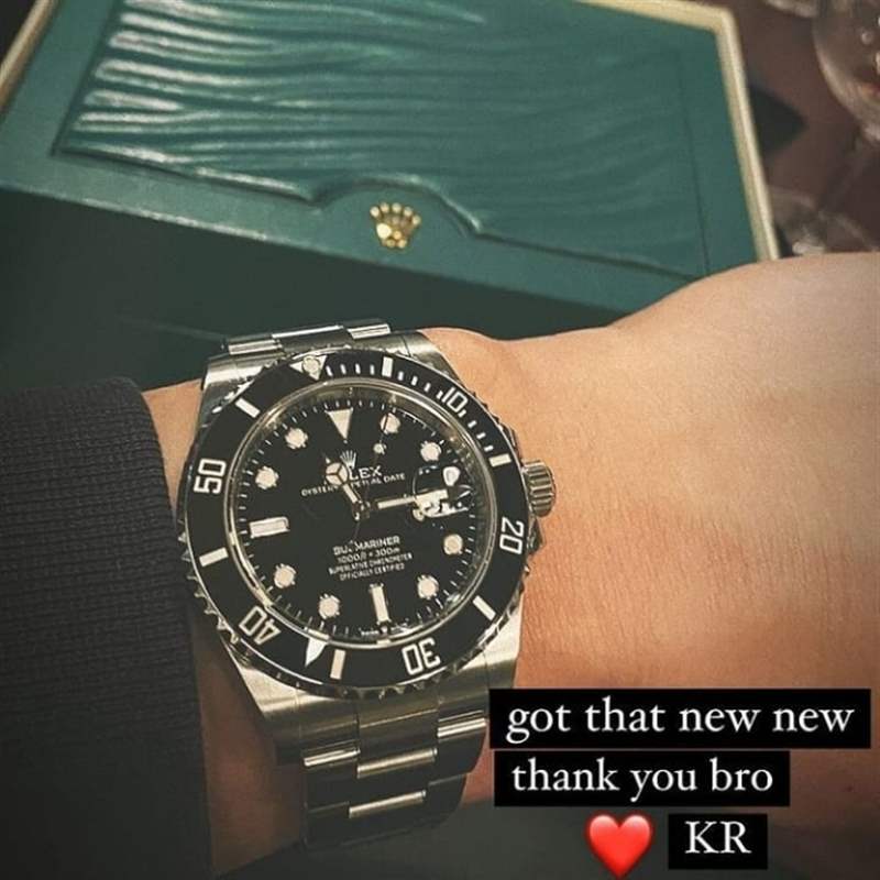 奇洛李維斯又送禮！一人送一只Rolex Submariner予《John Wick 4》攝制組人員致謝！-復(fù)刻表