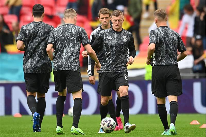 葡萄牙再奪歐國杯「冠軍」？細數歐國杯球員的名表價值-復刻表