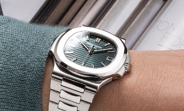 Nautilus 5711/1A華麗轉(zhuǎn)身三部曲：停產(chǎn)、綠面、再創(chuàng)天價(jià)！-復(fù)刻表