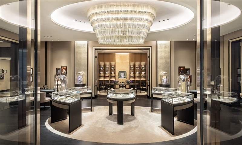 位在微風(fēng)信義的法式寓所｜梵克雅寶全臺首間旗艦店優(yōu)雅開幕-復(fù)刻表