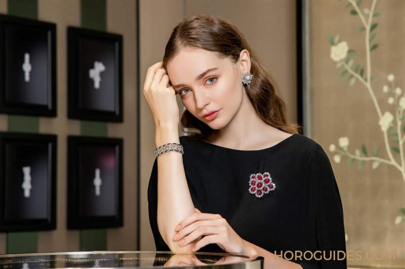 位在微風(fēng)信義的法式寓所｜梵克雅寶全臺首間旗艦店優(yōu)雅開幕-復(fù)刻表