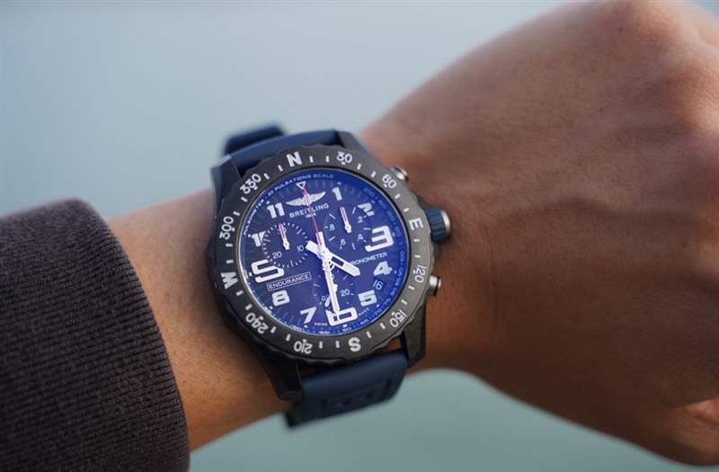 百年靈Breitling Endurance Pro開箱！針對戶外而生的搶眼之作！-復(fù)刻表