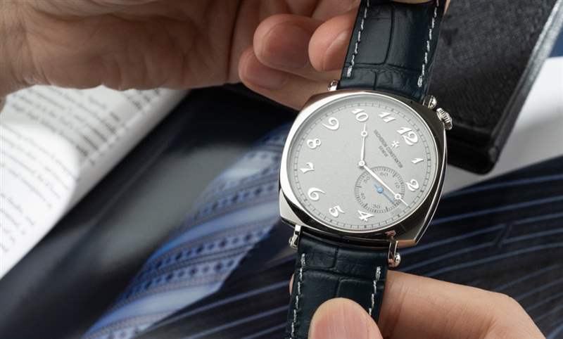 江詩丹頓American 1921慶百歲、運動風(fēng)黑馬Overseas的下一步-復(fù)刻表