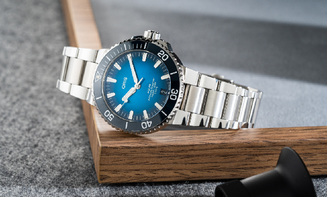 ORIS Aquis Calibre 400日期腕表打造下一代自制機芯的新標(biāo)竿-復(fù)刻表