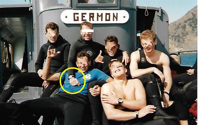 兩位原始所有者都鐸海軍陸戰(zhàn)隊國家潛艇手的故事-復(fù)刻表