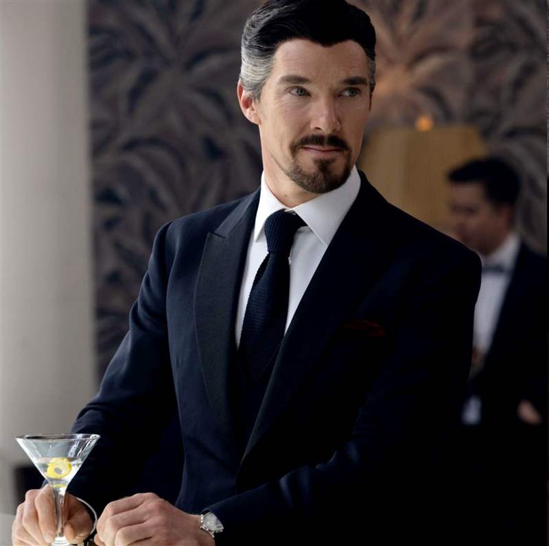 奇異博士手表藏彩蛋？ 班奈迪克康柏拜區(qū)穿梭「多重宇宙」的幸運物來自它！