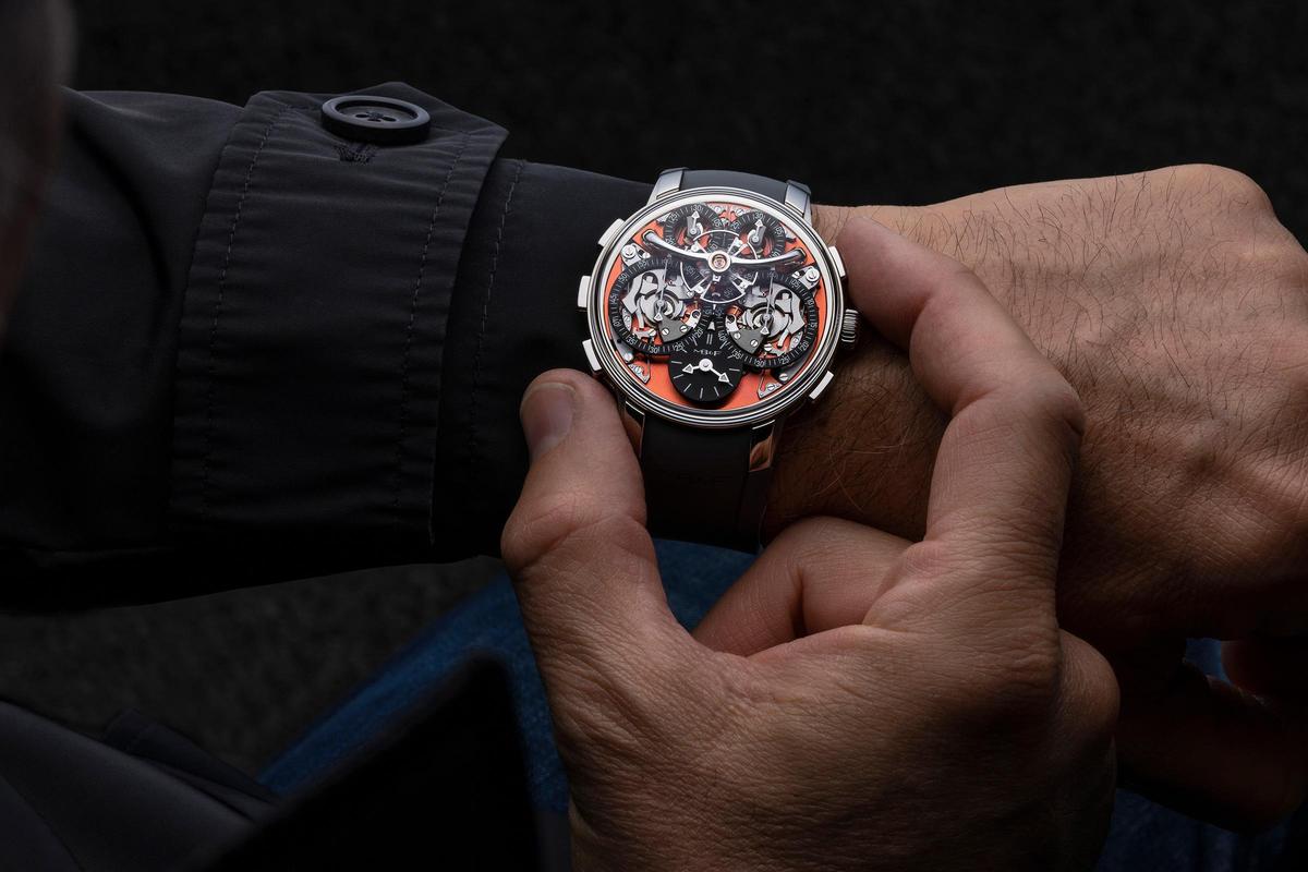 完美演繹一加一大于二的道理！MB&F首款計(jì)時(shí)碼表現(xiàn)身-復(fù)刻表