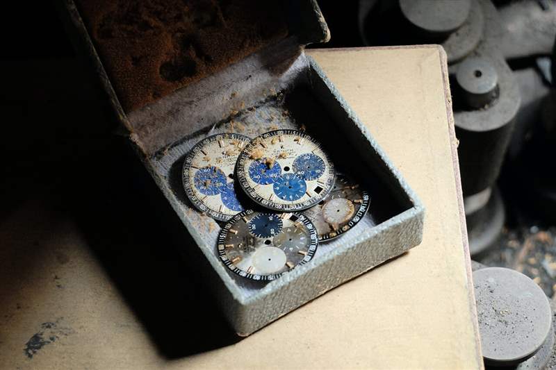 真力時(shí)38毫米三小盤(pán)計(jì)時(shí)腕表03.Z386.400/60.C843-復(fù)刻表