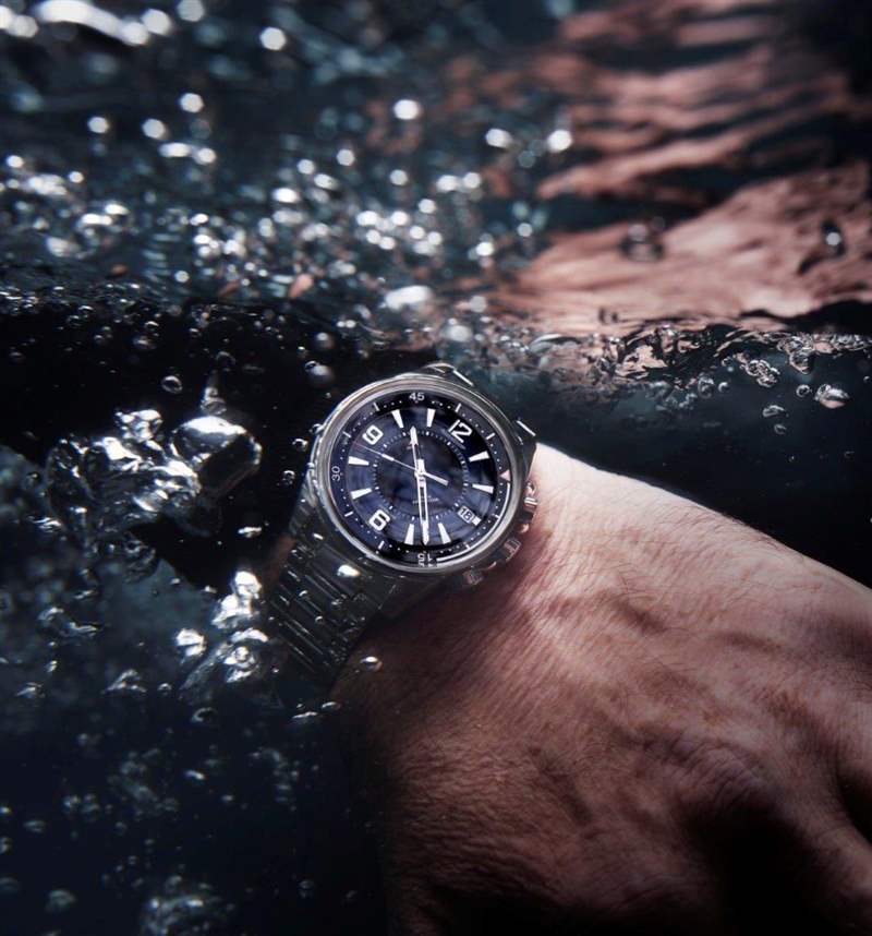 班奈迪克康柏拜區(qū)戴積家拍大片！「奇異博士」受訪點(diǎn)名「索爾、鋼鐵人」私品味-復(fù)刻表