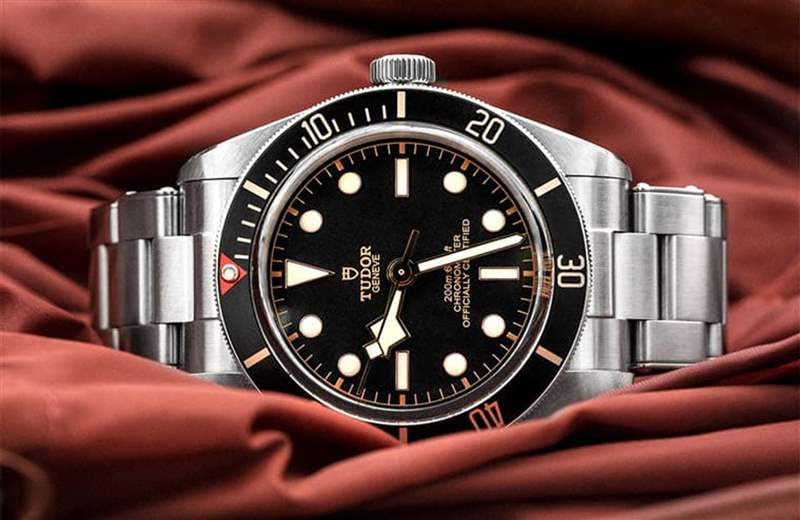 參考價(jià):HKD29,300(TUDOR官網(wǎng)) TUDOR帝舵Black Bay潛水手表十周年5只替代勞力士熱門款最佳選擇-復(fù)刻表