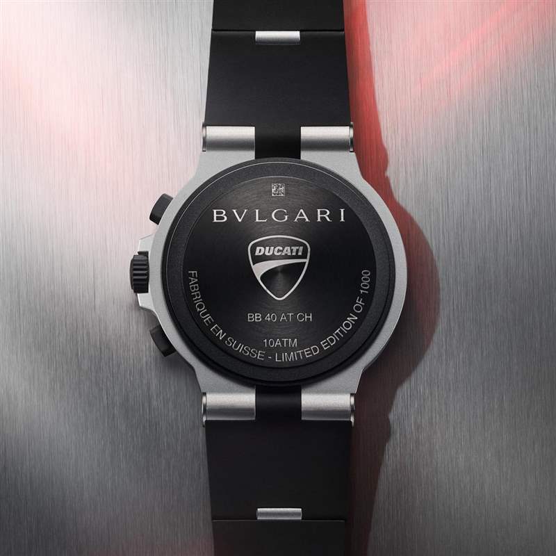義大利血統(tǒng)強強聯(lián)手！寶格麗推出DUCATI聯(lián)名表-復(fù)刻表