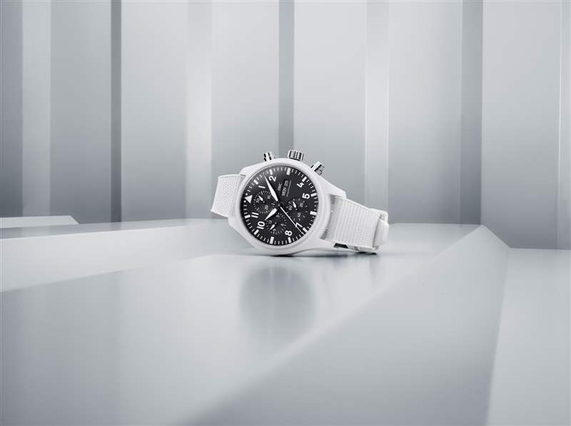 壯志凌云|IWC Top Gun飛行員腕表民用版最新Pantone色登陸香港-復(fù)刻表