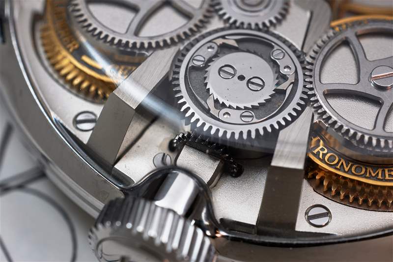 我學到了……是什么讓獨立雙輪擒縱系統(tǒng)如此出色-復刻表