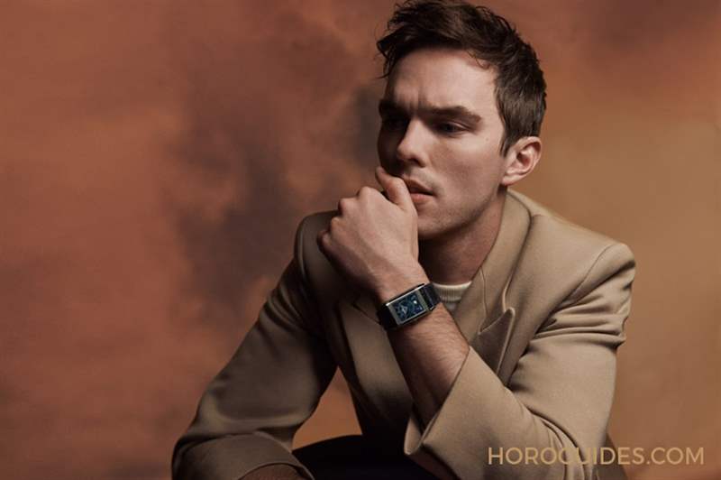 Reverso Tribute Duoface Calendar 翻轉(zhuǎn)系列雙時區(qū)日歷腕表-復(fù)刻表