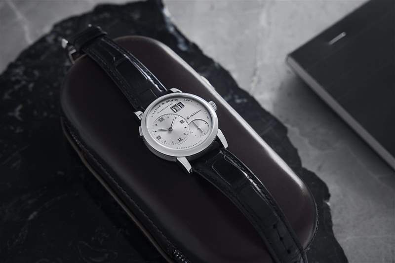 復(fù)古手表A 1994 A. Lange & S?hne Lange 1、2013 FP Journe Chronomètre Bleu 全套和 2001 年百達(dá)翡麗 Aquanaut-復(fù)刻表