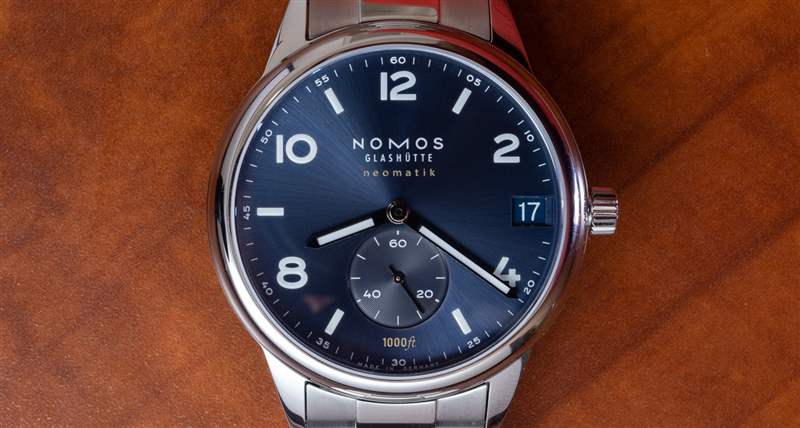 手表評(píng)論:Nomos Club Sport Neomatik 42 Date Blue-復(fù)刻表