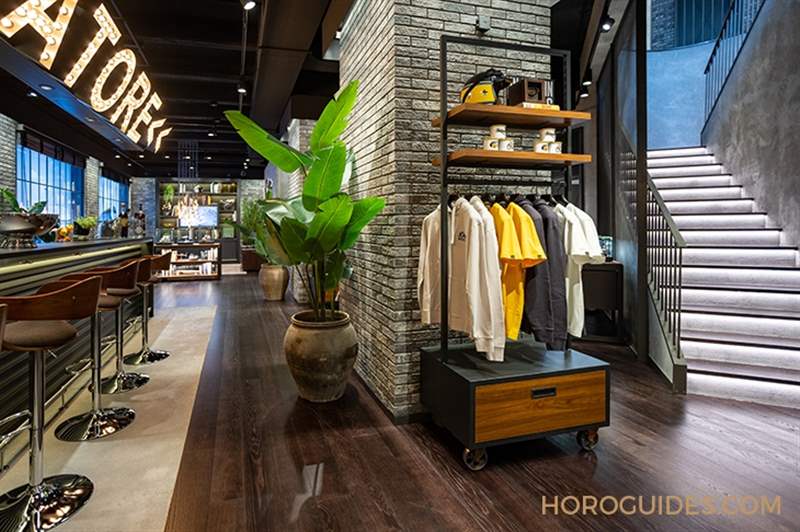 百年靈Top Time Deus強(qiáng)勢(shì)回歸，詮釋現(xiàn)代游人文化-復(fù)刻表