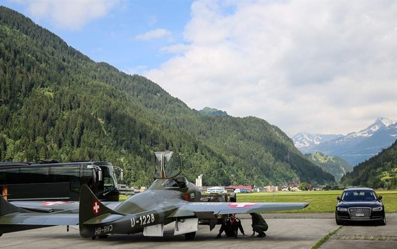 豪利時大表冠ProPilot高度計腕表實戰(zhàn)飛行首秀-復(fù)刻表