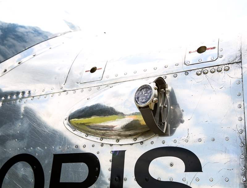 豪利時大表冠ProPilot高度計腕表實戰(zhàn)飛行首秀-復(fù)刻表