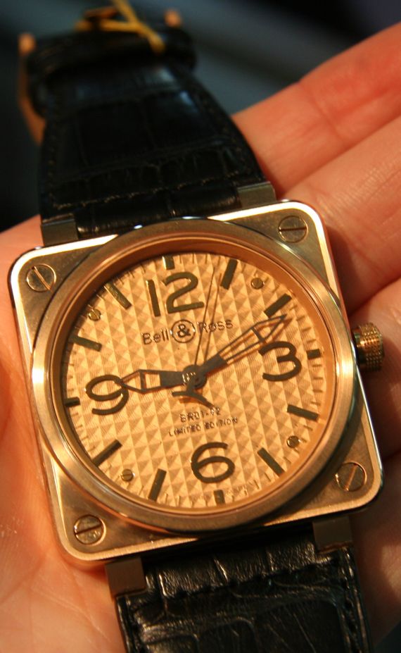 柏萊士Bell & Ross BR01-93 GMT和BR01-92金錠腕表-復(fù)刻表