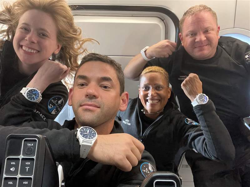 拍賣忘掉杰夫·貝索斯吧，這位億萬富翁的太空使命——以及隨之而來的手表-復刻表