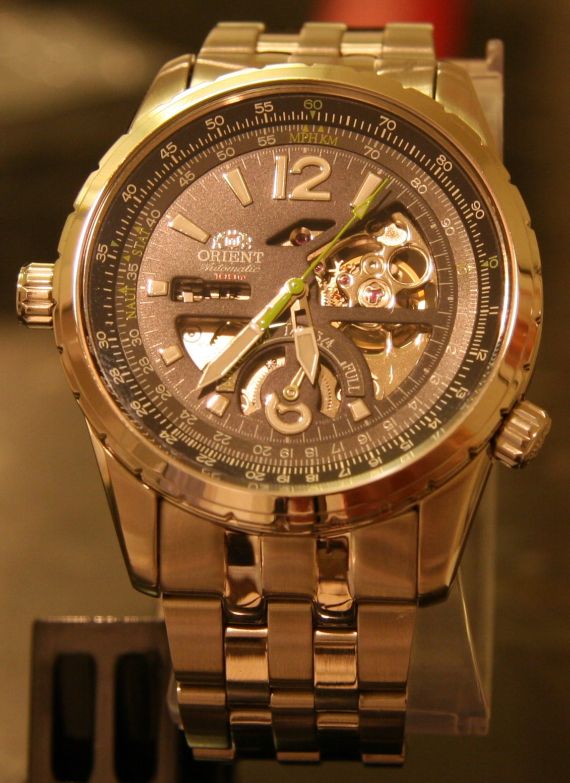 東方賽車CFT00004B終結(jié)者同款半鏤空手表-復(fù)刻表