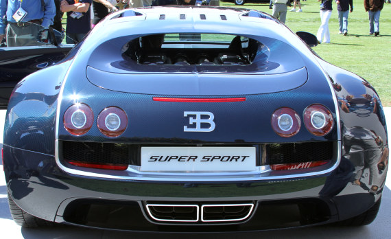 Bugatti Veyron Super Sport rear 帕瑪強尼布加迪超級運動手表-復(fù)刻表
