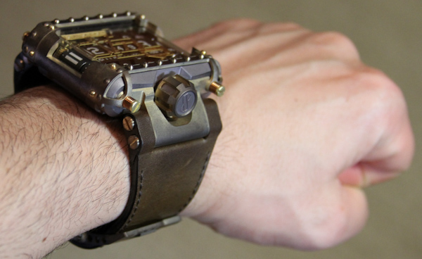 Devon Tread 1蒸汽朋克手表評(píng)論-復(fù)刻表