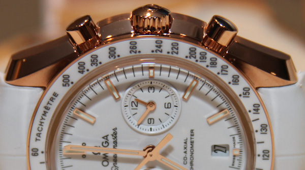 歐米茄Speedmaster白色同軸計時腕表-復(fù)刻表