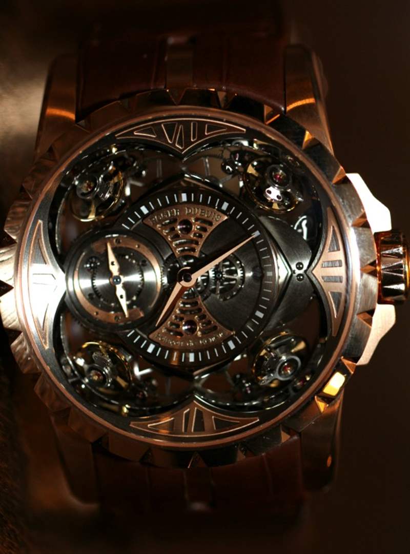 羅杰杜彼Excalibur Quatuor腕表上手體驗-復(fù)刻表