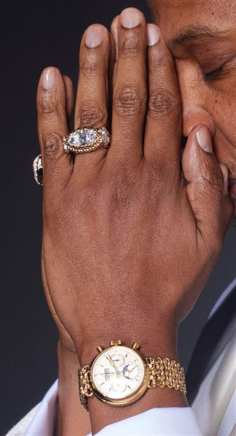 Jay-Z砸數(shù)百萬美金入手超稀有百達(dá)翡麗古董金表-復(fù)刻表