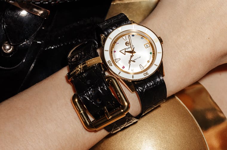 雷達(dá)表與好萊塢設(shè)計(jì)師聯(lián)手打造庫克船長心跳聯(lián)名表-復(fù)刻表