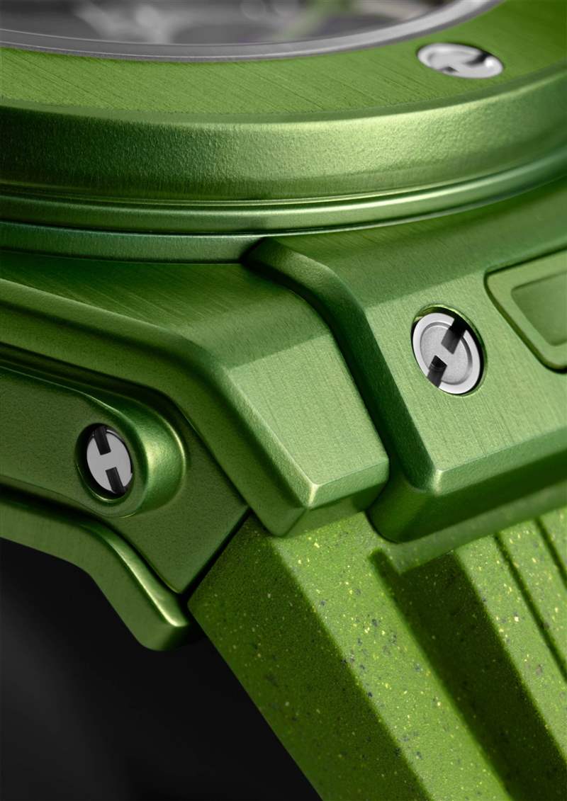 咖啡渣制表|Hublot聯(lián)乘Nespresso環(huán)保合作廢物升級(jí)成高級(jí)腕表-復(fù)刻表