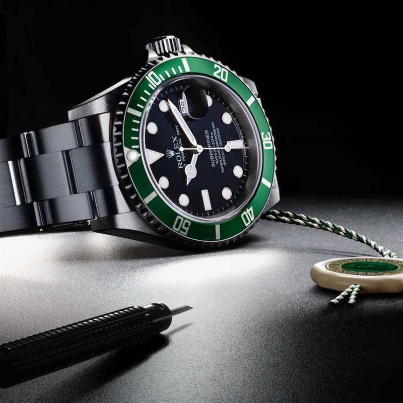 ROLEX真?zhèn)危[藏在手表鏡面的防偽設計1眼分辨是盜版仿表或正品-復刻表