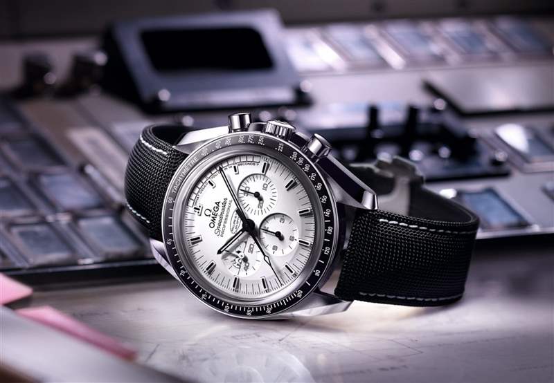 OMEGA｜第2代超霸史努比登月手表最新行情限量1970只升幅達450%-復刻表