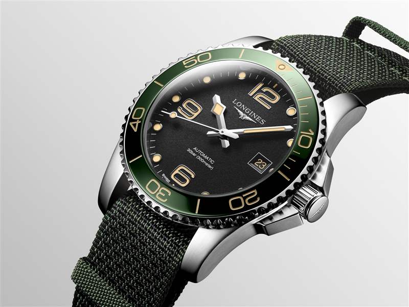 『新表』浪琴推出HydroConquest 41mm潛水腕表新作:綠色表圈+黑色表盤-復(fù)刻表