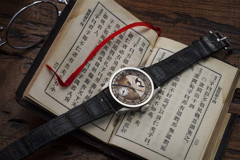 極罕百達(dá)翡麗天價(jià)成交創(chuàng)紀(jì)錄末代皇帝溥儀珍藏世上僅8枚-復(fù)刻表
