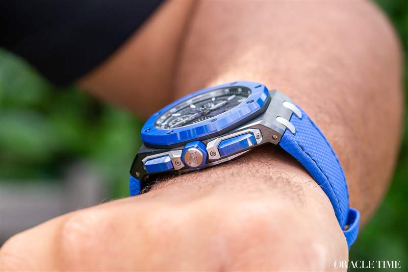 愛彼皇家橡樹離岸型自動上鏈計時黑色和藍(lán)色陶瓷腕表-復(fù)刻表