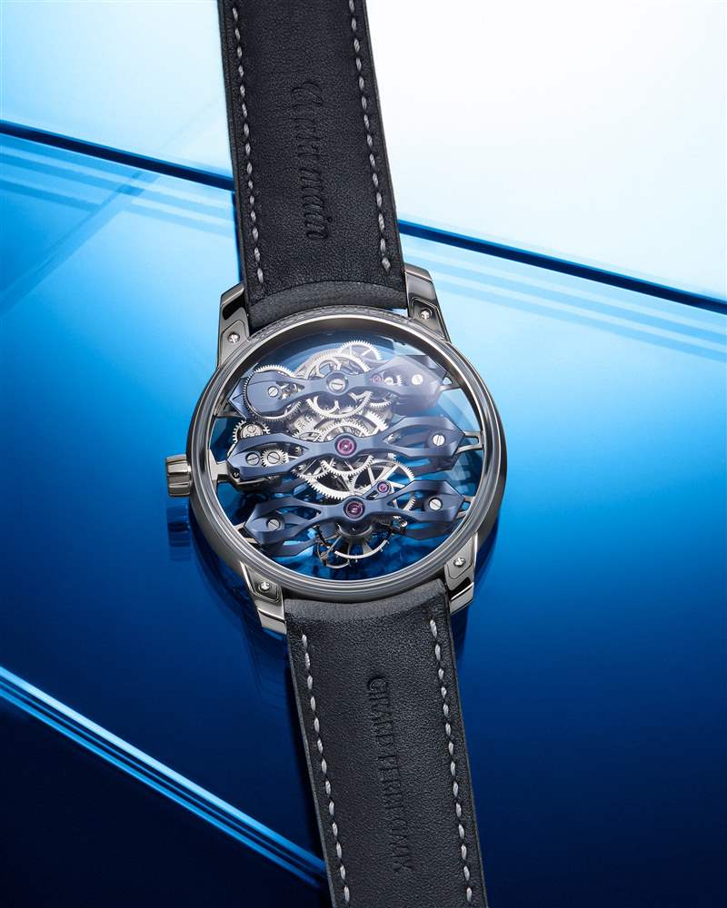 Bucherer推出3枚Bucherer Blue時(shí)計(jì)新作：Girard-Perregaux、H. Moser & Cie.和L’Epe?e合作版-復(fù)刻表