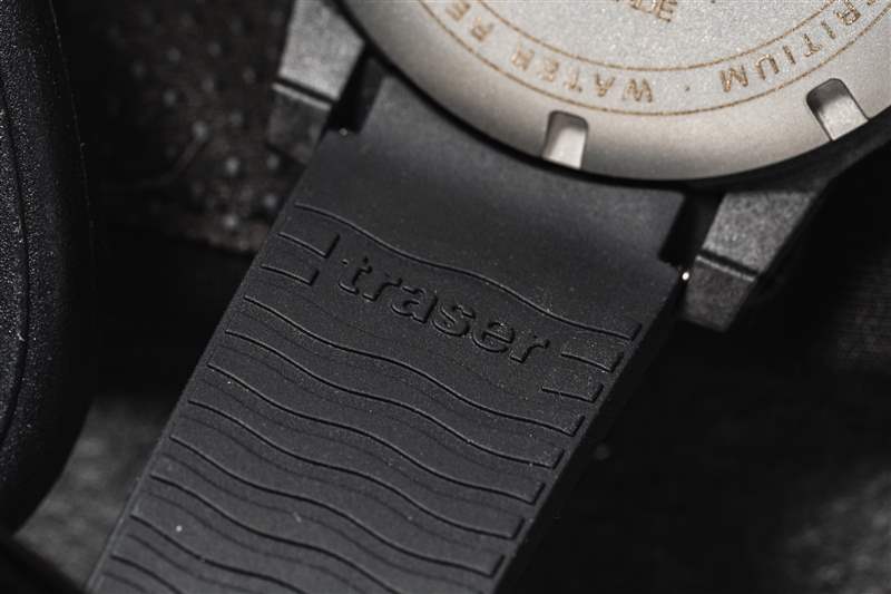 手表評測:Traser P99 Q戰(zhàn)術(shù)碳纖維手表-復刻表