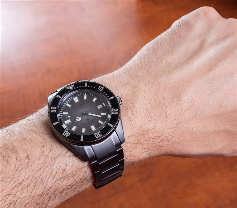 手表評(píng)論：西鐵城Promaster Dive自動(dòng)腕表“Fujitsubo”NB6025-59H DLC超級(jí)鈦金-復(fù)刻表