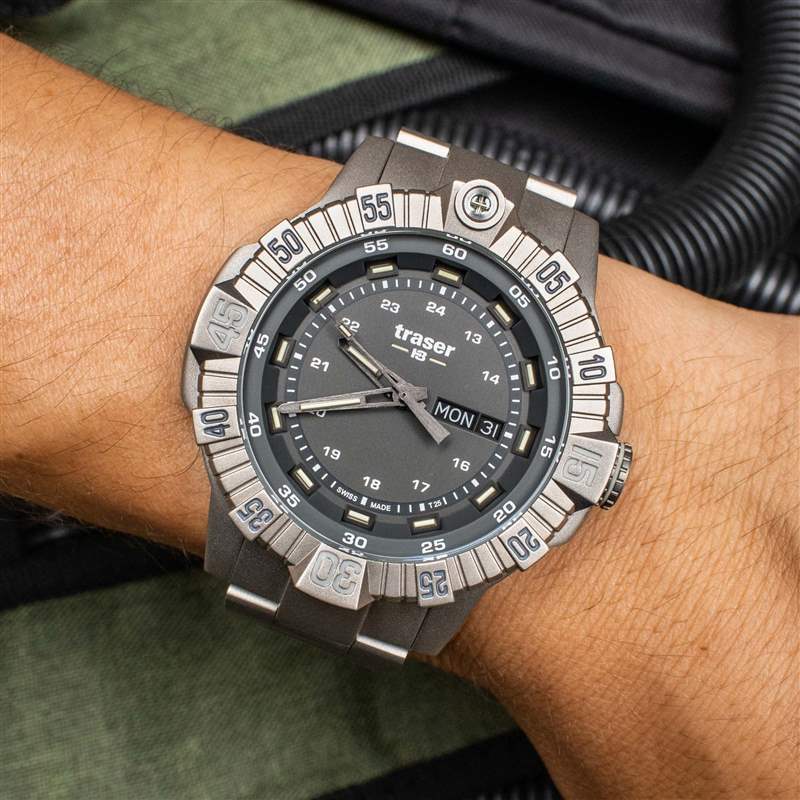上手體驗(yàn):Traser P99 T戰(zhàn)術(shù)鈦金屬手表-復(fù)刻表