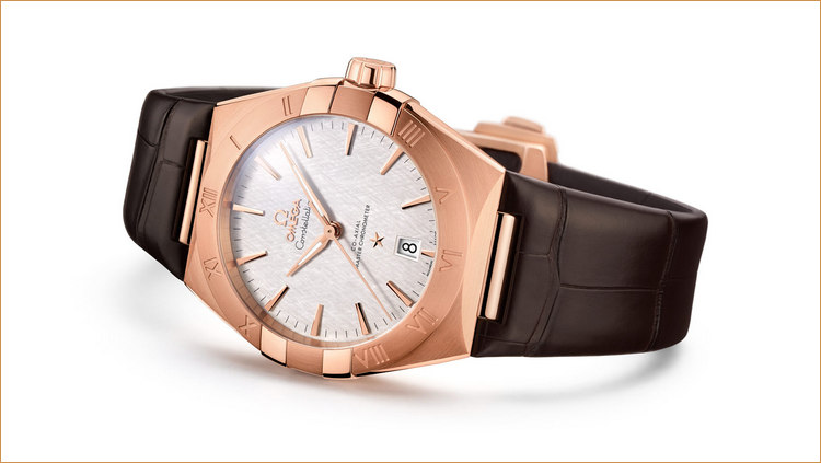 情人節(jié)送什么手表好(情人節(jié)送男女朋友什么手表比較好)-復(fù)刻表