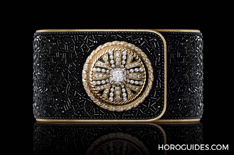 一表一世界，融會(huì)精湛工藝的優(yōu)美章節(jié)︱CHANEL Mademoiselle Privé系列腕表-復(fù)刻表