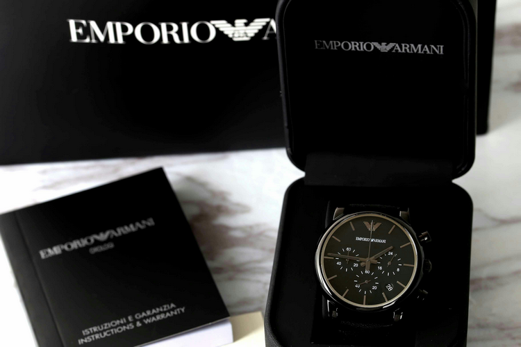 阿瑪尼和CK手表哪個(gè)檔次高(阿瑪尼和ck手表哪個(gè)牌子大)-復(fù)刻表